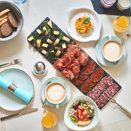 Vitae * بالاتونفوريد