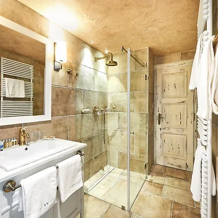 Vitae * بالاتونفوريد